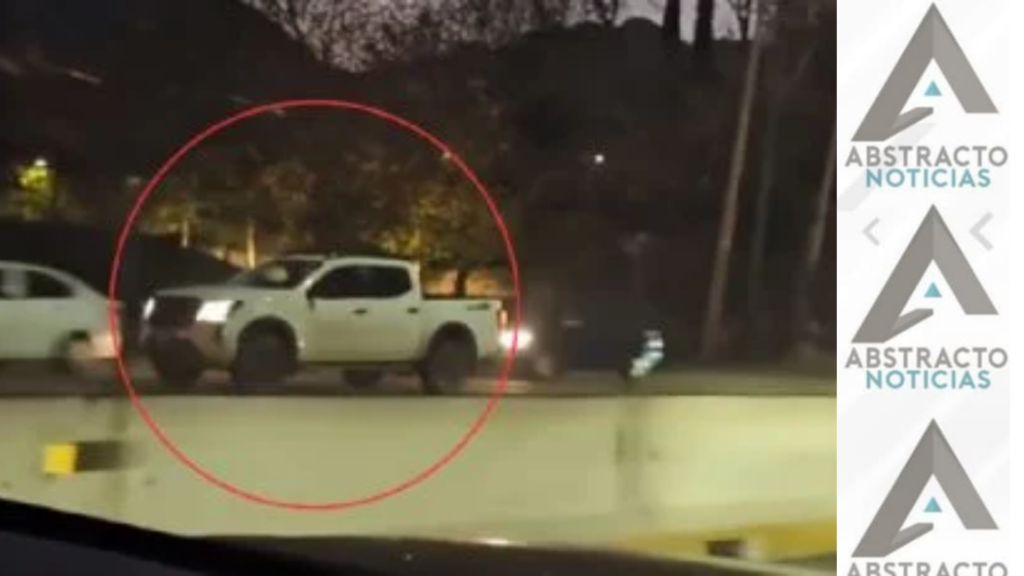 Automovilista Maneja de Reversa en Carretera Nacional